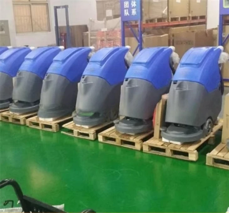 جهاز تنظيف الأرضيات الأوتوماتيكي بالبطارية الصناعية للبيع