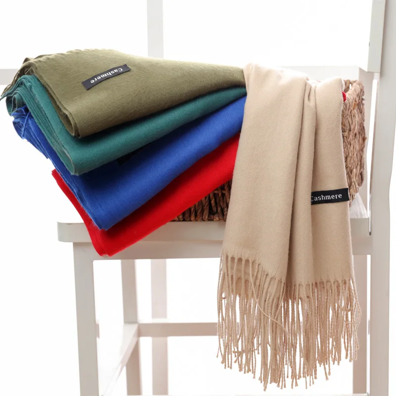 2022 Cashmere ฤดูหนาวผู้หญิงผ้าพันคอ Pashmina ผ้าคลุมไหล่ยาวห่อที่อบอุ่นในฤดูใบไม้ร่วงคอผ้าพันคอผ้าพันคอสุภาพสตรีสีดำสีแดงสีเขียว