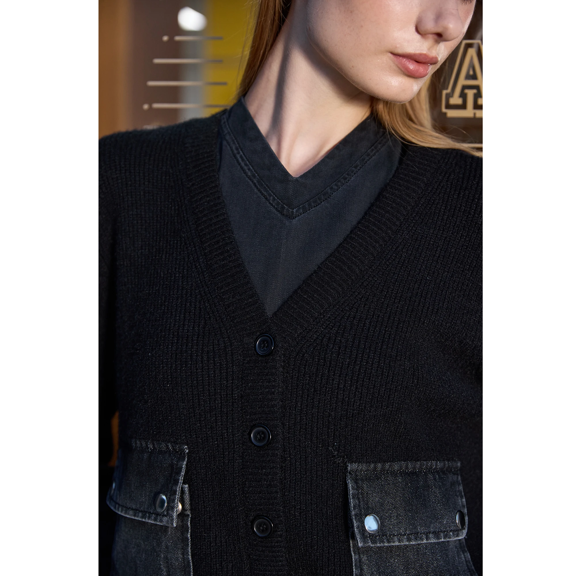 AP Dames 2026 Herfst en Winter Denim V-hals Jurk Breivest Mock Neck Modaal Shirt