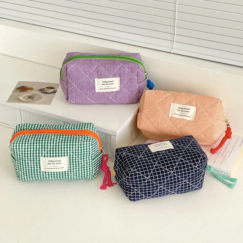 Quilted Plaid Girls Cosmetic Bags Retro Ladies Clutch Pencil Case Coin Purse Portable Travel Female Toiletry Storage Bag Handbag