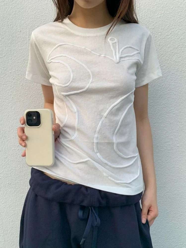 تي شيرت هاراجوكو كاجوال بطباعة بيضاء 2025 ملابس صيفية عتيقة بقصة ضيقة ملابس الجرونج ​ تيشيرتات نسائية بسيطة Y2k جمالية