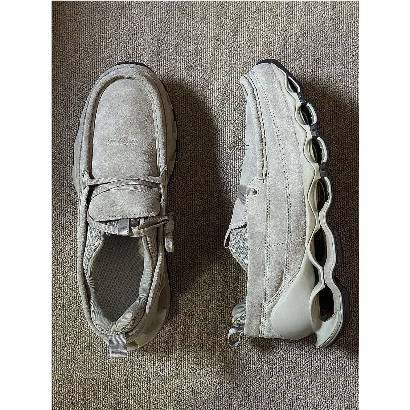 

2026 New Outdoor Men's Hiking Shoes Breathable Sporty Dad Sneakers High-End Sensation Running Shoes Low-Top Casual Footwear