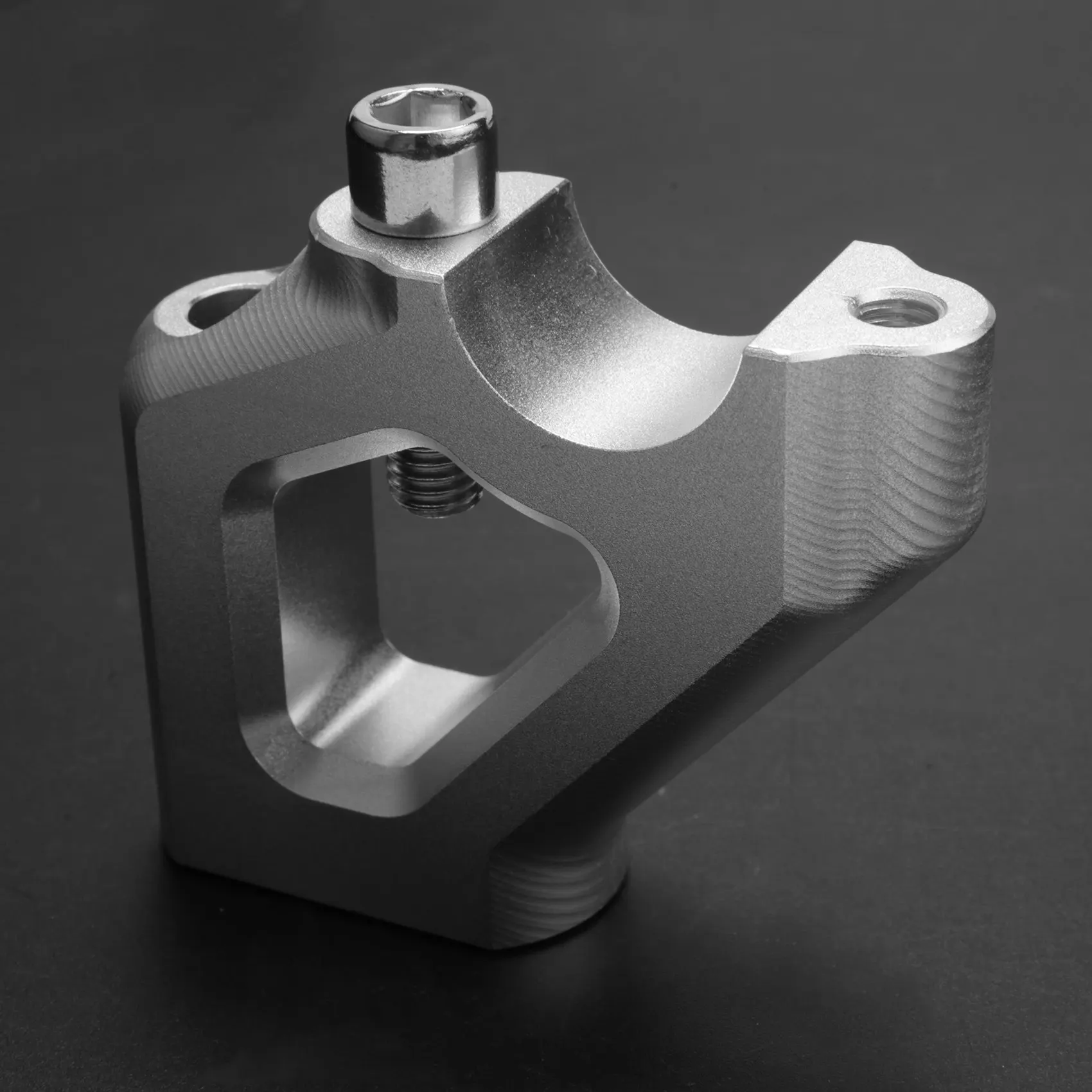 A04E-دراجة نارية المقود زيادة رمز المقود الناهض المشبك محول ل انتصار النمر 900 منخفضة رالي النمر 850 2020-2021