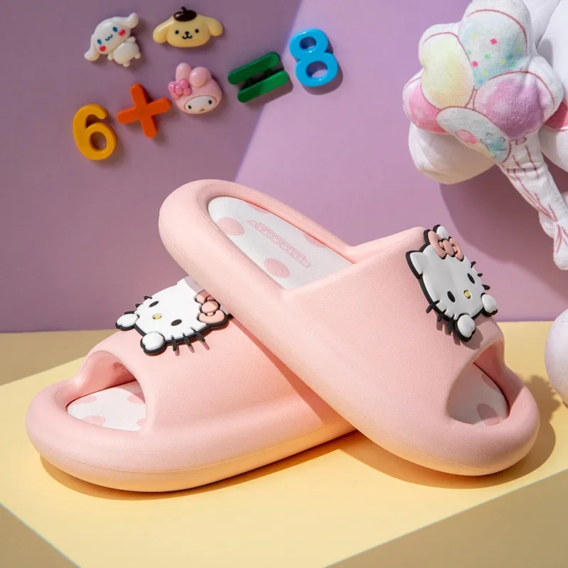 MINISO Anime Sanrio Cinnamoroll Kuromi Melody Hello Kitty bambini bagno antiscivolo scarpe con suola morbida sandali dei cartoni animati pantofola