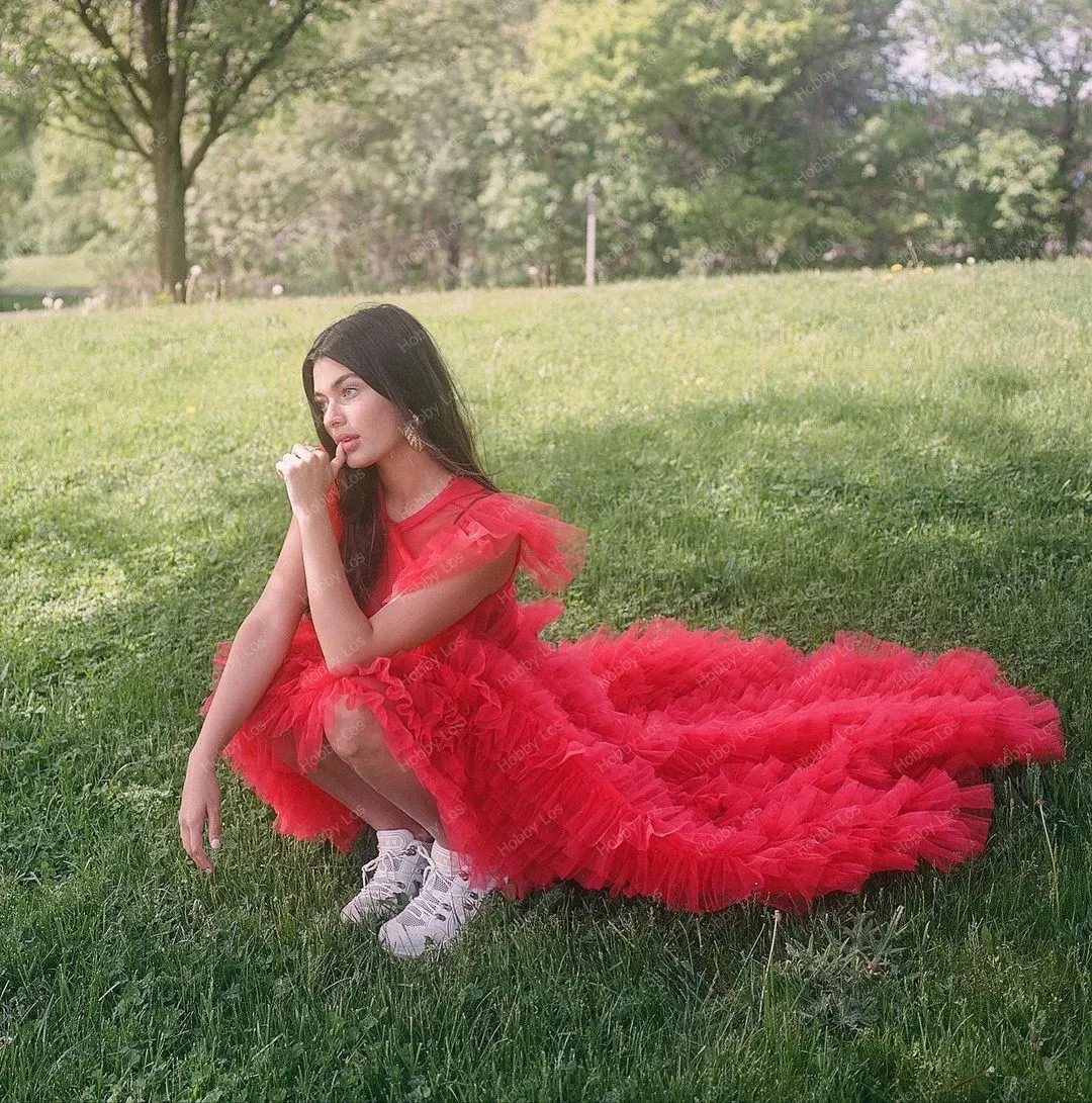 Charming Long Red Tulle Dresses Puffy Shoulder Criss Cross   Layered Ruffles Tiered Brithday Party Dress For Photo Shoot