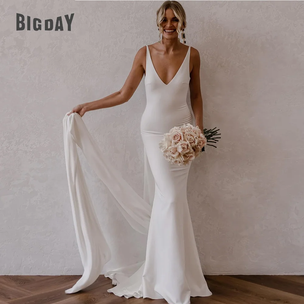 

Elegant Mermaid Wedding Dresses V-Neck Spaghetti Straps Simple Custom Made Bridal Gown Open Back Sweep Train Vestidos De Noiva