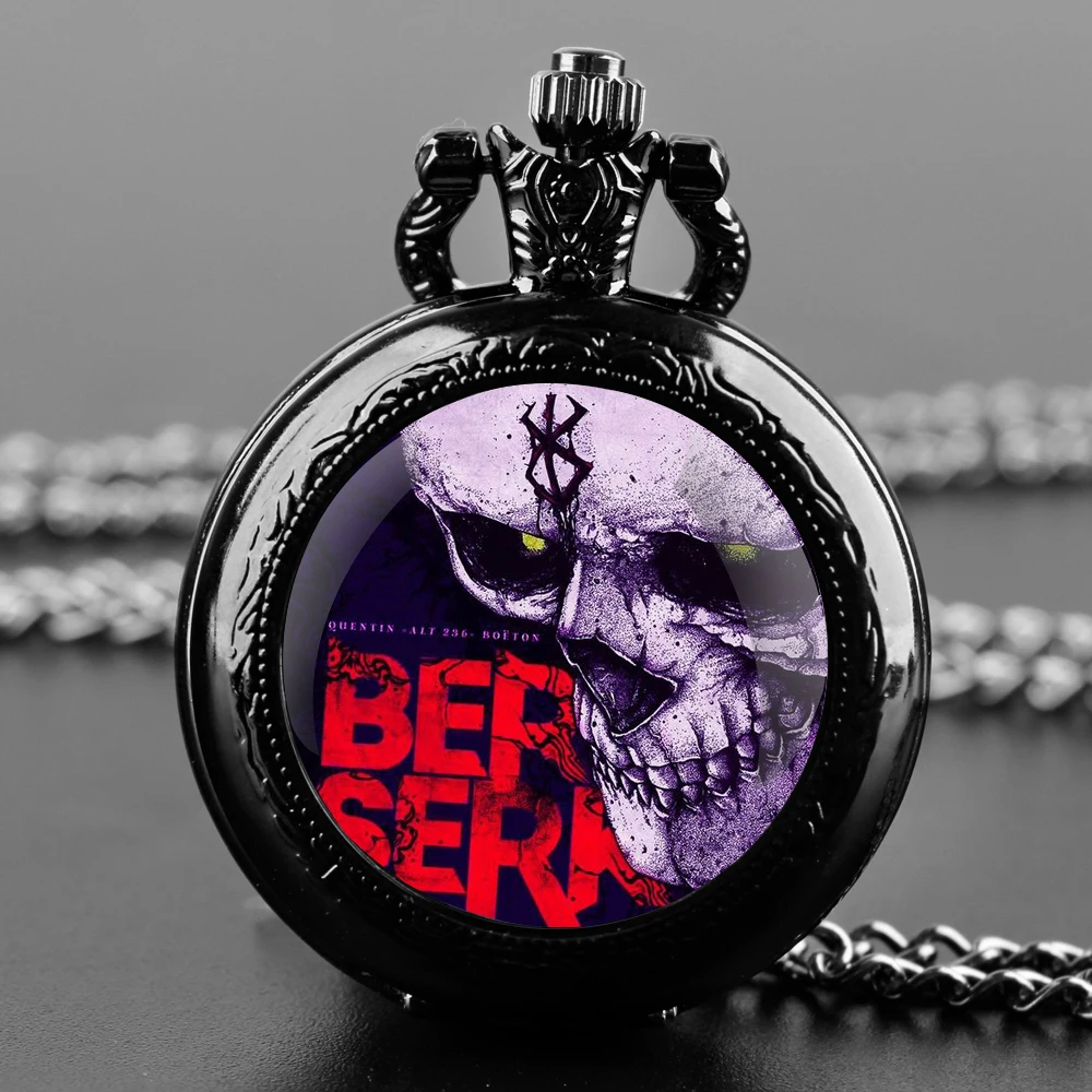 ساعة جيب كوارتز سوداء على شكل قبة زجاجية من Anime Berserk مع قرص أرقام عربية وسلسلة متينة هدية ريترو للرجال والنساء