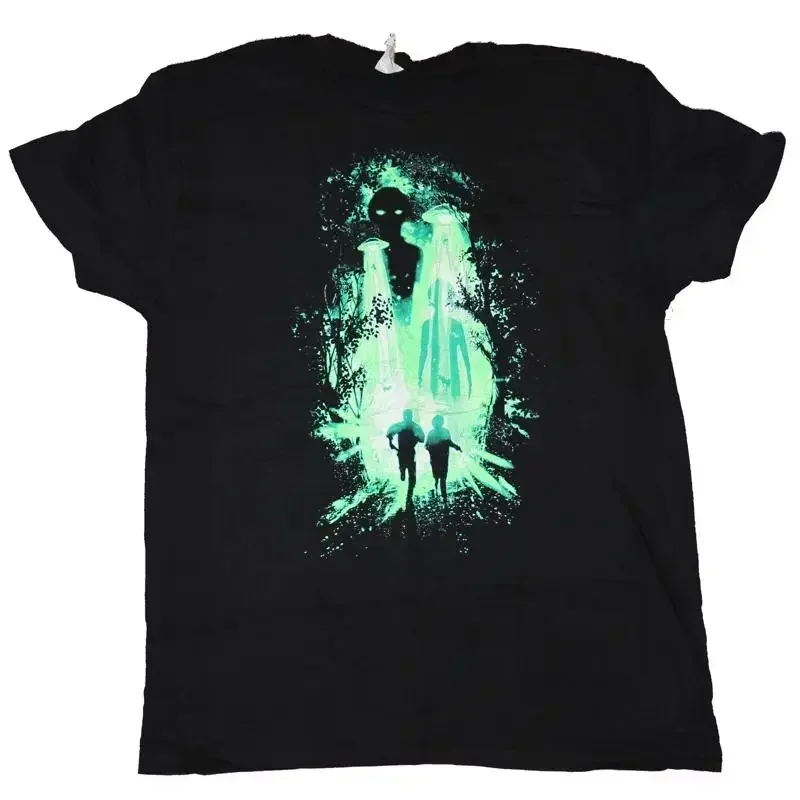 X Files Mens T Shirt Woods Running From Beaming Saucers Image