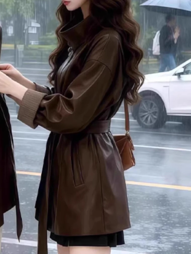 Abrigo de cuero marrón Vintage Harajuku para mujer, Chaqueta larga con cinturón y cuello levantado, traje de moda Retro para ir al trabajo a prueba de viento para otoño