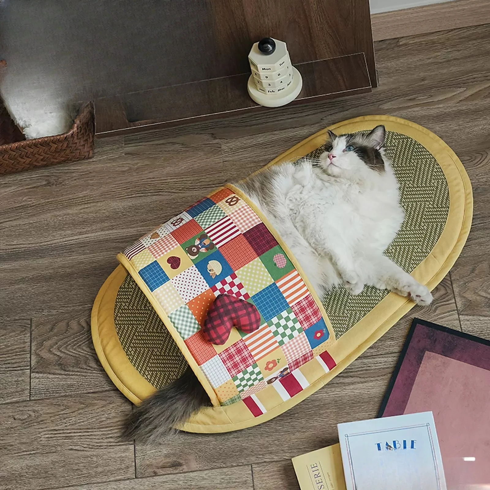 

Cat cool rattan sleeping pad cat nest summer cooling pet nest washable dog sleeping pad