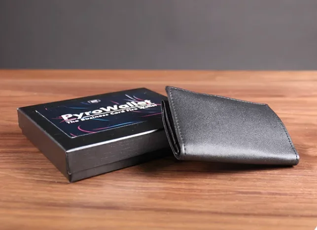 PYRO Wallet Magic Tricks Magician Close Up Street Illusions Gimmick Props Mentalism Funny The Business Card Fire Wallet Magia