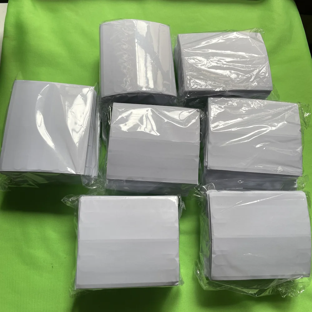 700Sets Economical Bulk Pack Pre-printed Self-adhesive Phone Box Closure Label  For 18 Pro 18 Pro Max Duo, Standard Print No UV