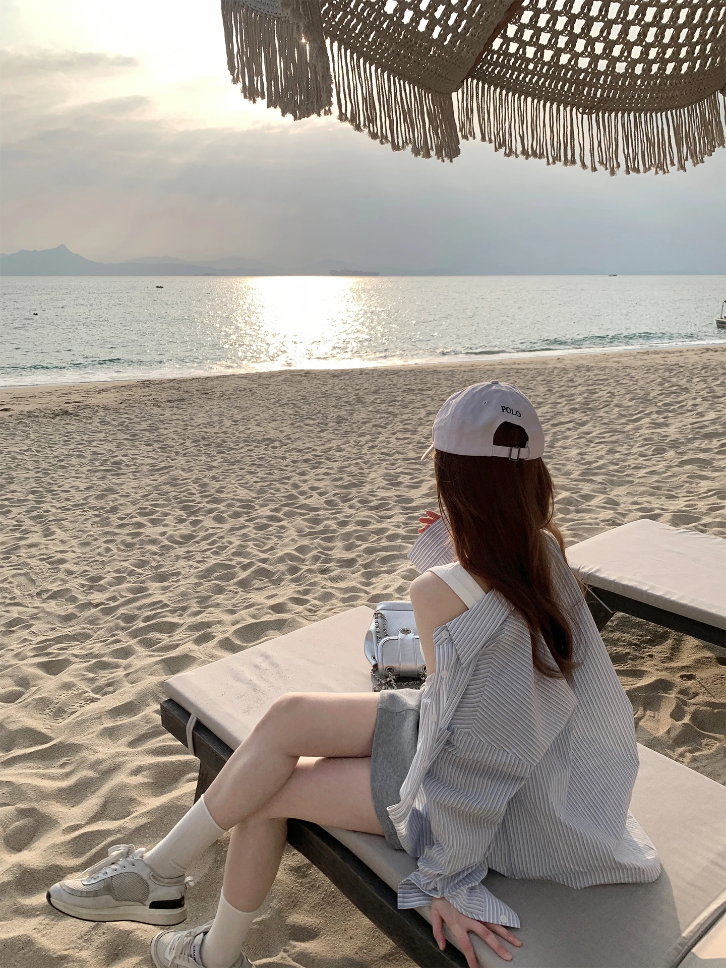 

Zzhen Treasured Loose Korean Style Striped Shirt Grey Half Skirt Two Piece Set Fashionable Casual Ensemble Women's Fashion