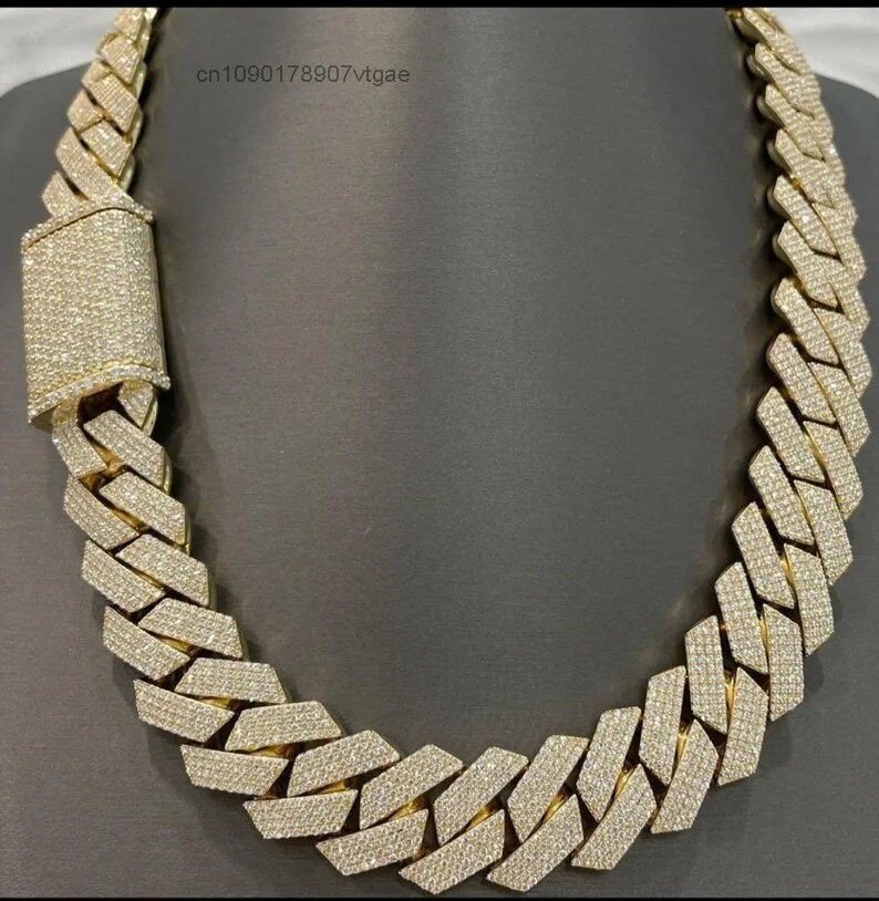 Iced Fully 18MM VVS Moissanite Cuban Link Chain 925 Silver Gold Plated Customize Moissanite Cuban Chain.