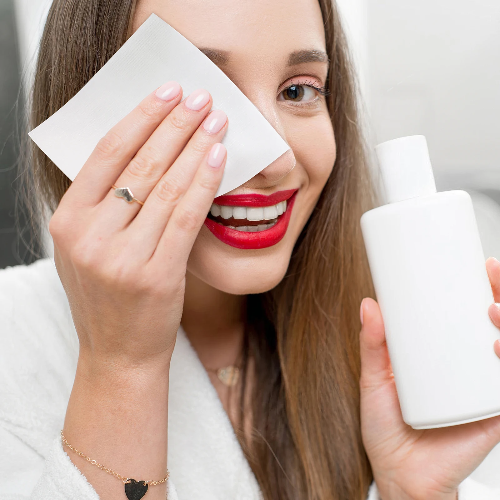 200 قطعة من قماش مزيل المكياج، وسادات شاش سميكة للتنظيف غير منسوجة، لاصقة ناعمة للوجه من القطن الأبيض، مستلزمات المساعدة