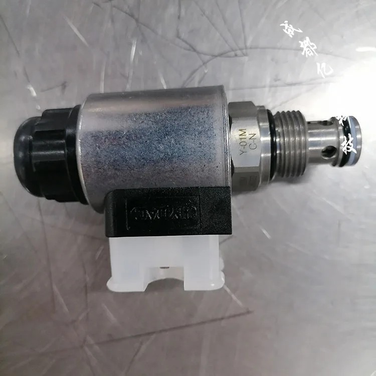 Elektromagnetyczny zawór kierunkowy HYDAC WSM06020Y-01M-C-N-24DG