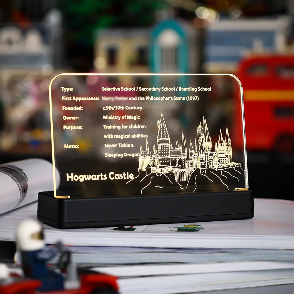 لوحة عرض أكريليك بإضاءة LED لوحة تسجيل لوحة اسم للقلعة 71043 مجموعة ألعاب الطوب لبنات البناء