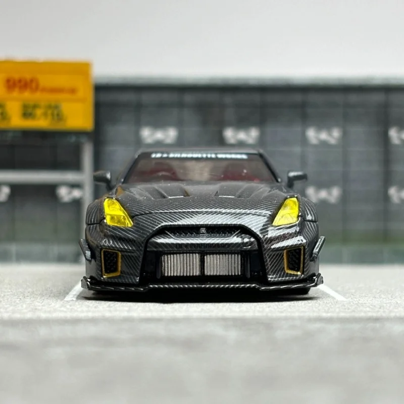 طراز سيارة من ألياف الكربون بالكامل ، LBWK Nissan GTR R35 ، إطارات فائقة قابلة للتحويل ، 1: 64 ، مجموعتان من الإطارات القابلة للاستبدال