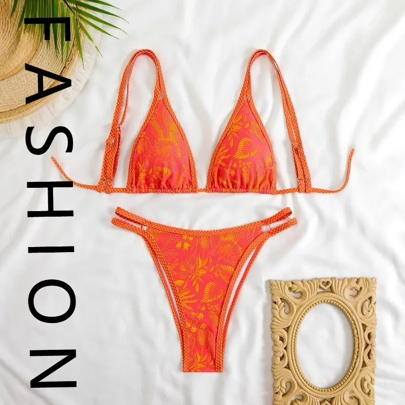 

2025 new bikini women's triangular double shoulder straps split set swimsuit slim print set bikini conservative belly cover swim