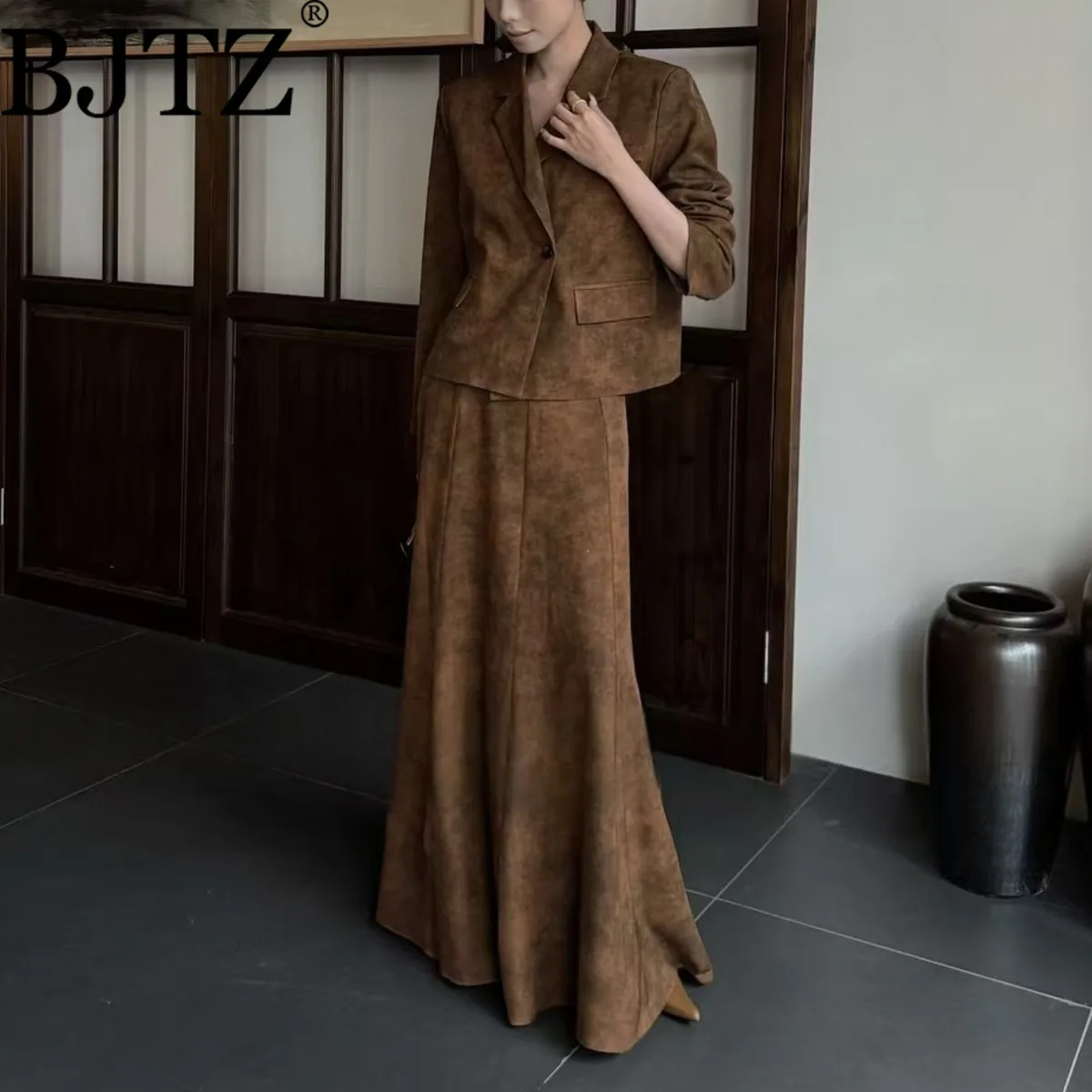 

BJTZ Vintage Irregular Staining Skirt Two Piece Set For Women 2025 New Trendy One Button Top+high Waist Skirts Woman's Sets