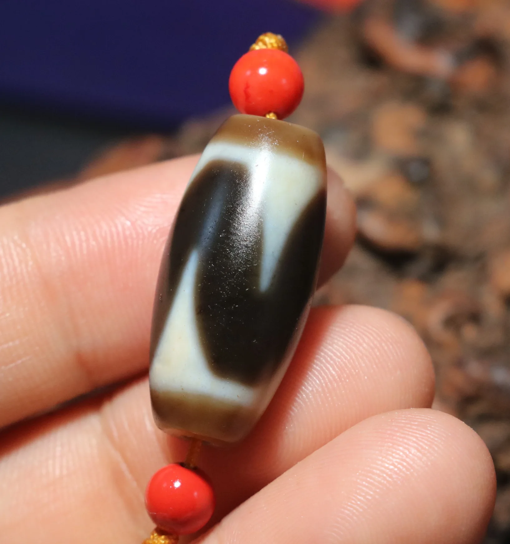 

Energy Tibetan Top Old Agate Ivory Color Sharp Tiger Tooth dZi Bead Amulet LLZBD Jewelry LKbrother