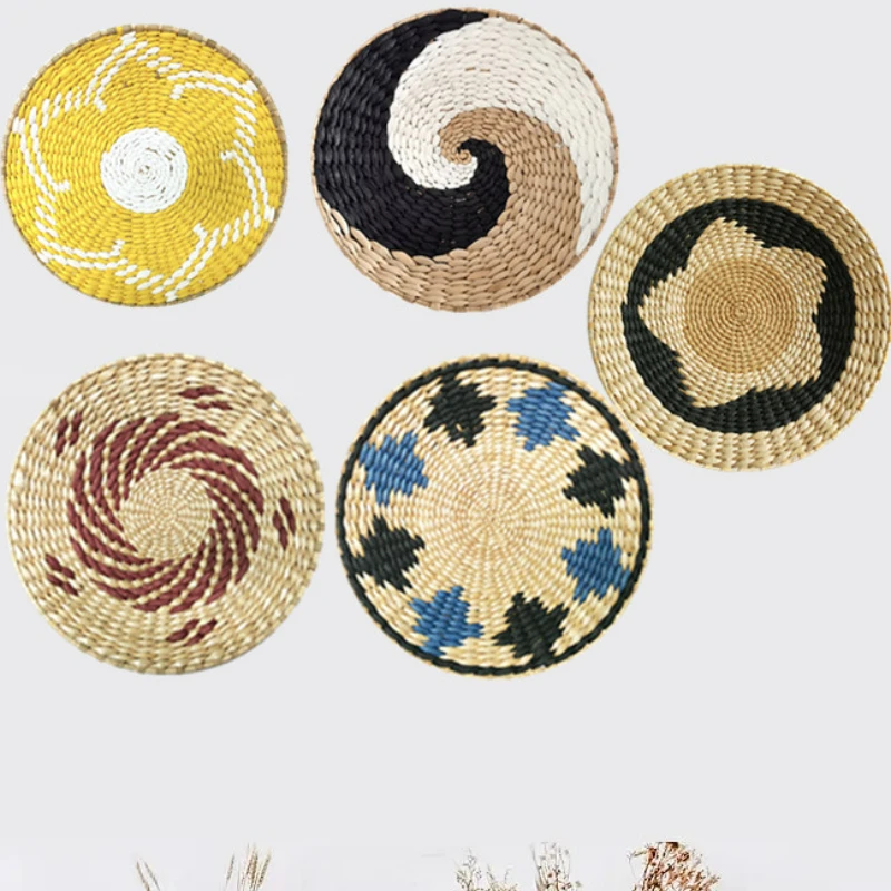 Hand Woven Boho Style Straw Wicker Wall Decoration Dishes 30cm 5 Pcs Background Wall Hanging for Bedroom Sofa Bed Rattan Plate