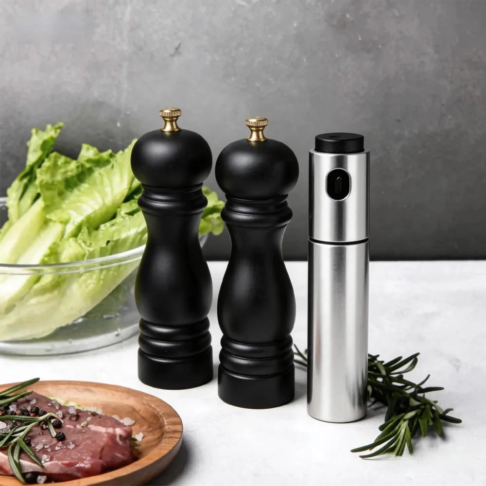 

3-piece set of wooden salt and pepper grinder and sprayer, rubber wooden pepper grinder manual tool, kitchen cooking tool