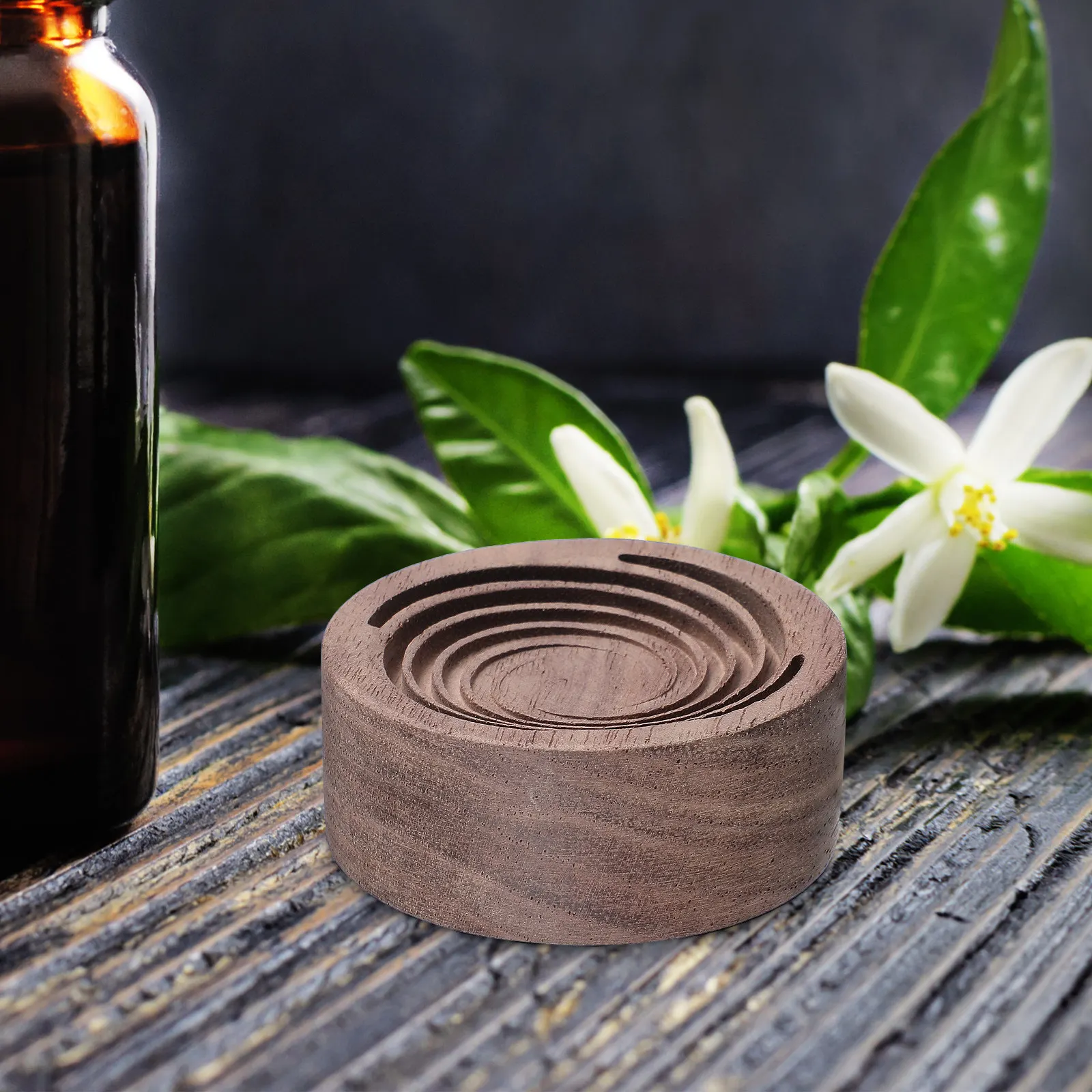 Car Essential Oil Diffuser Wood Creative Aromatherapy Diffuser Round Diffusing Wood for Car Interior Diffusing Adornment