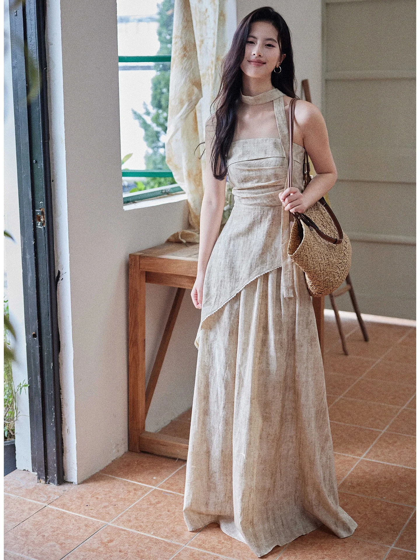 

Новый китайский дизайнерский комплект: топ-бандо и юбка с эффектом дрифтинга, на молнии, модный женский костюм-двойка