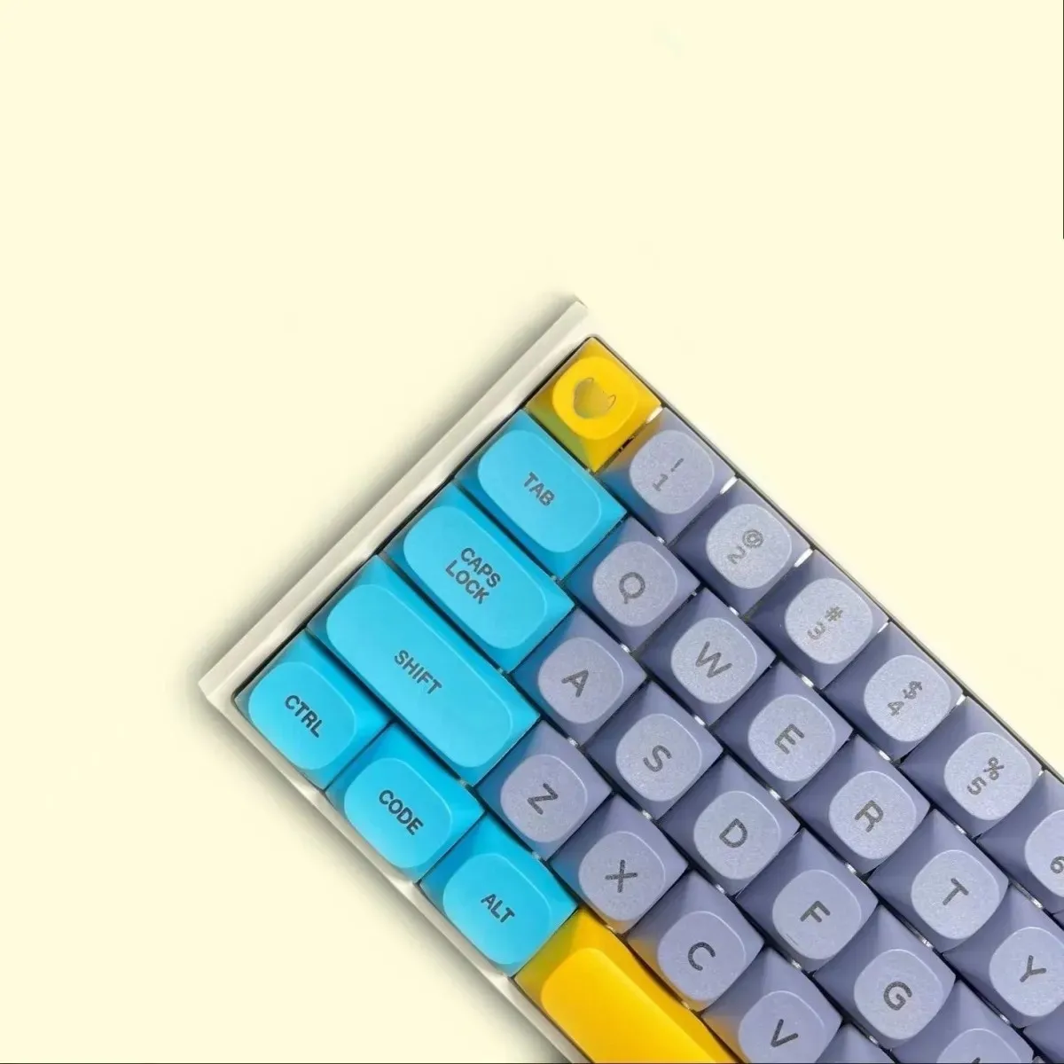 Keycaps PBT ชุดรูปแบบหมีโคอาล่าสีฟ้าที่กำหนดเอง MX แป้นพิมพ์กลปรับให้เข้ากับ Melody96, Kira96, Tada68, KBD75ด้วยปุ่ม6.25U