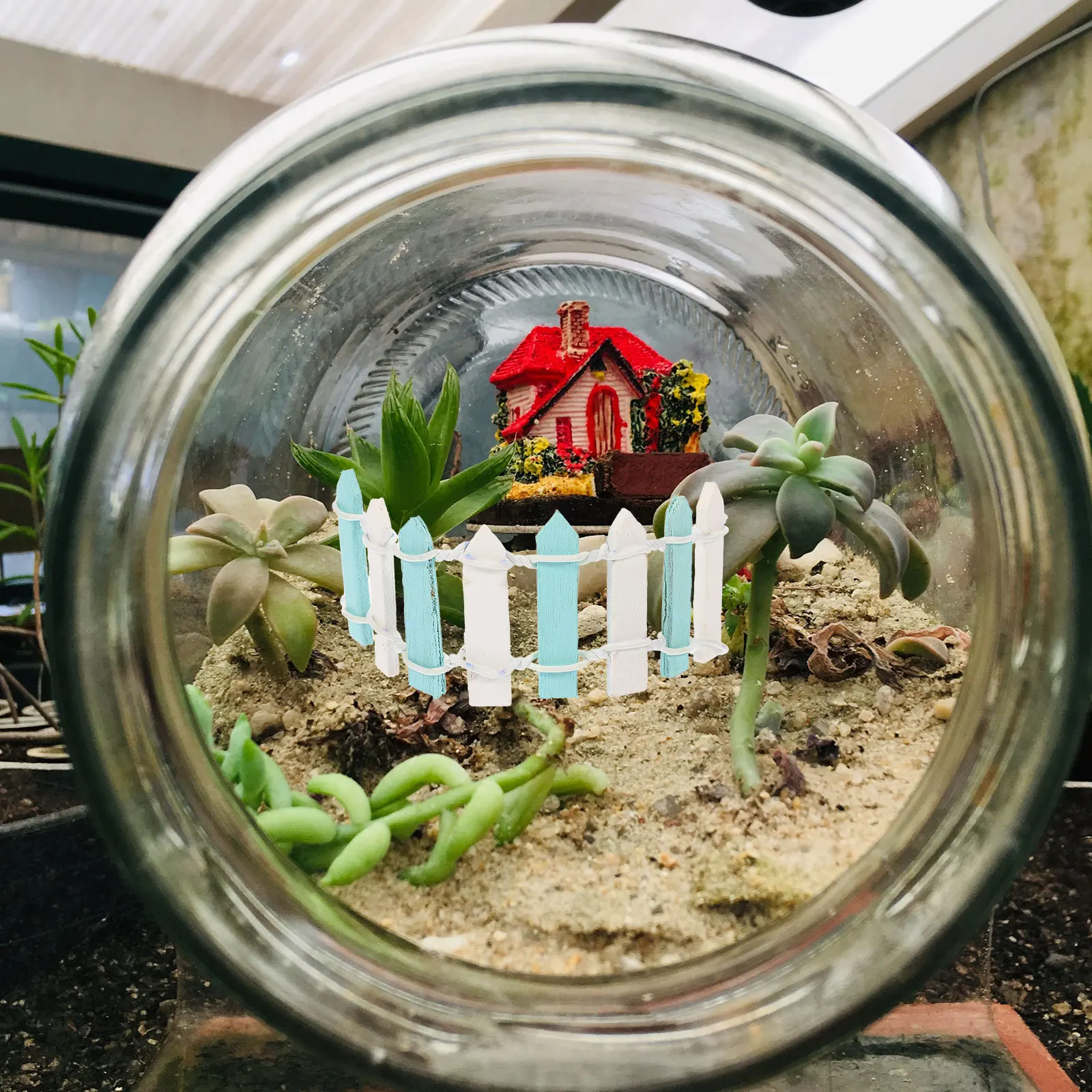 

10Pcs Miniature Wooden Fence Durable Density Board for Miniature Garden Dollhouse Micro Landscape Decoration