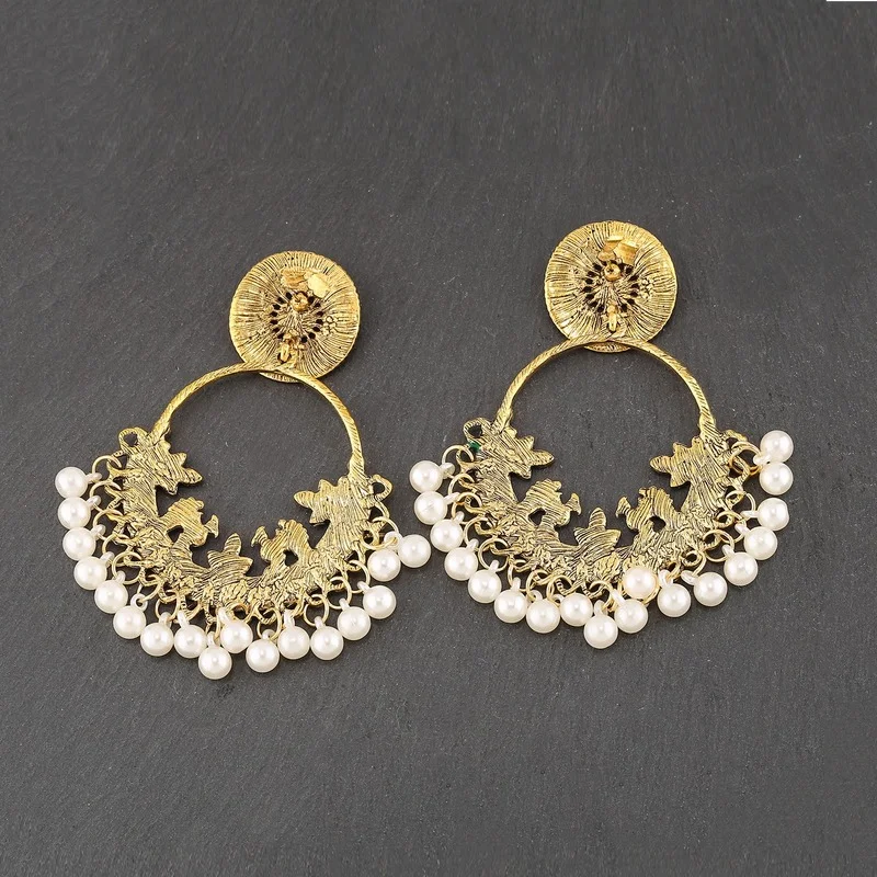 Classic Green Moon Indian Jhumka Earrings for Women Turkey Jewelry Retro Alloy Carved Round Pearl Tassel Wedding Earrings Bijoux