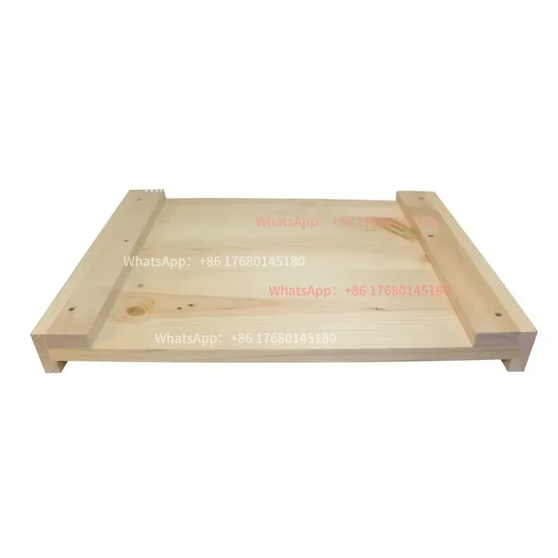 New mobile top cover for 10 frame Langerstrom hives, made of fir and plywood, well ventilated and insulated.