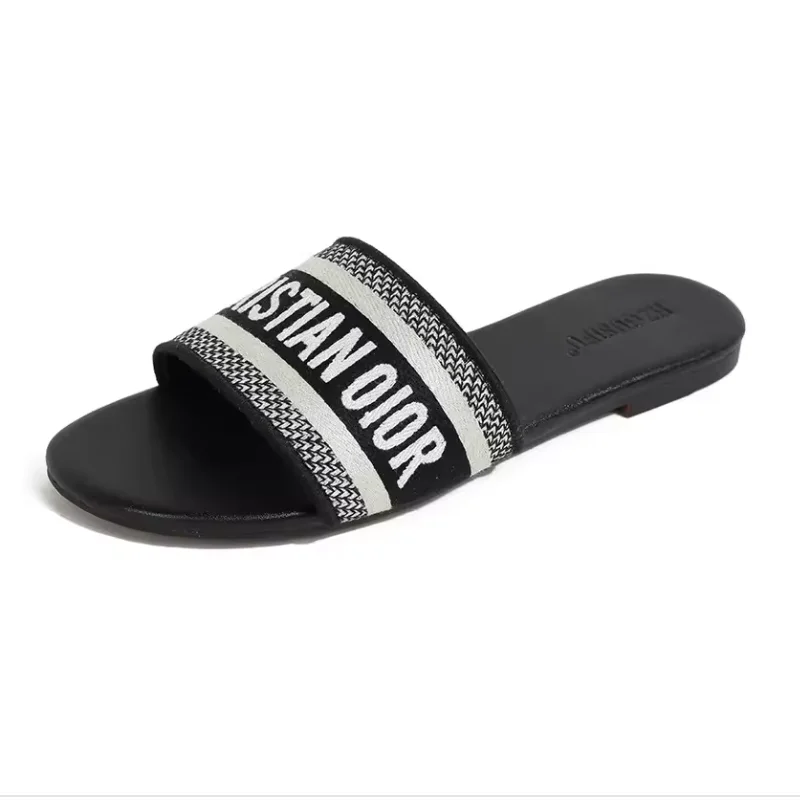 

2026 summer new fashionable and versatile designer slippers for outdoor home trendy embroidery tourist beach shoes for women