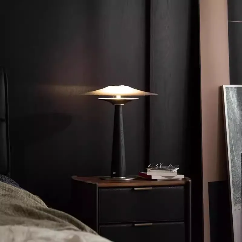 

Modern light luxury desk lamp Nordic designer bedroom bedside lamp glass creative high-end living room desktop decoration lamp