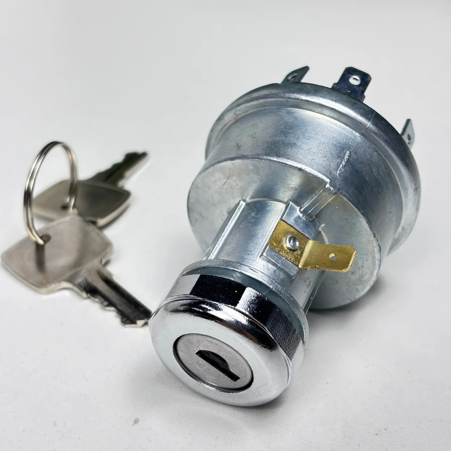

Ignition Key Switch RE45963 For John Deere Tractors 4200 4300 4400 4500 4600 Engine