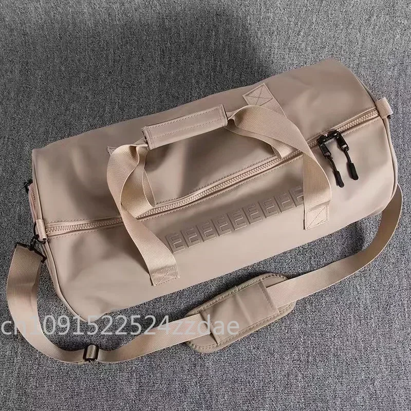 

Luxury Design Women's Top-Handle Bags Embossed 3D Letter Logo Leather Travel Bags for Men Street Travel Waterproof Luggage Bags