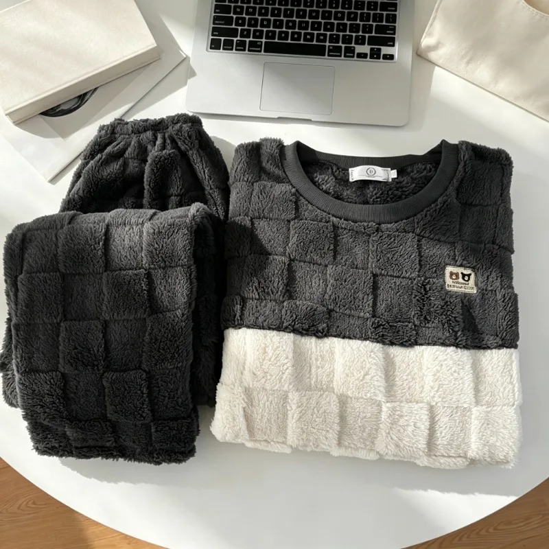 Men Winter Soft Fuzzy Home Outfit Crew Neck Color‑Block Grid Plush Long Sleeve Casual Warm Sleep Loungewear For Indoor Daily Use