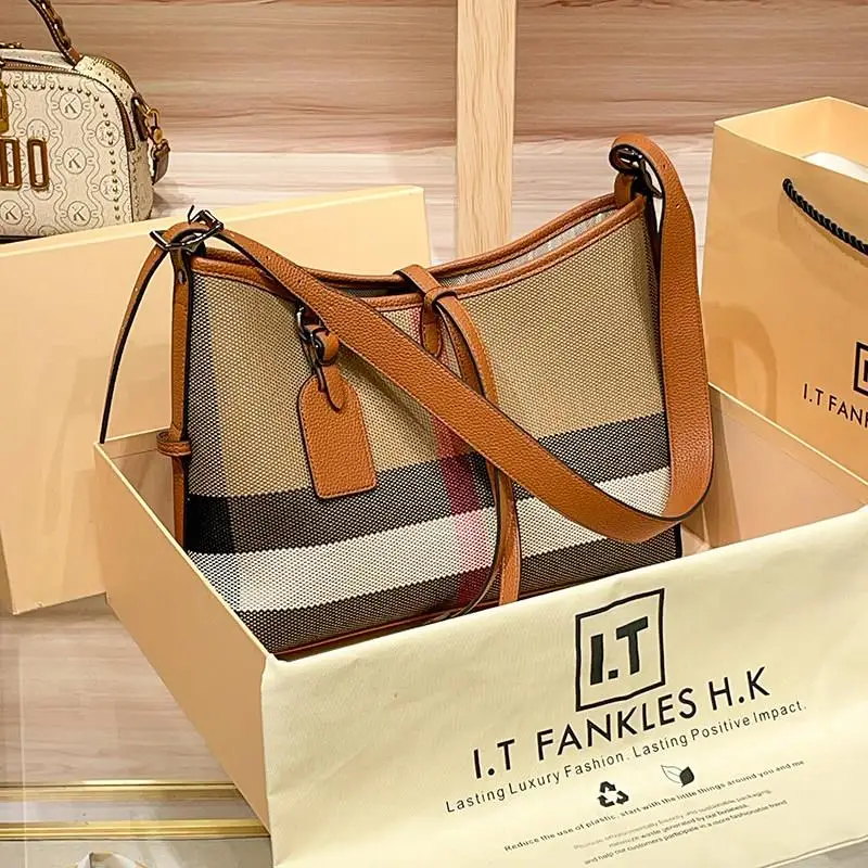 sac-a-main-pour-femme-en-cuir-veritable-de-hong-kong-nouveau-modele-2026-en-toile-a-carreaux-grande-capacite-sac-a-bandouliere-retro-sac-fourre-tout-tendance-pour-le-quotidien