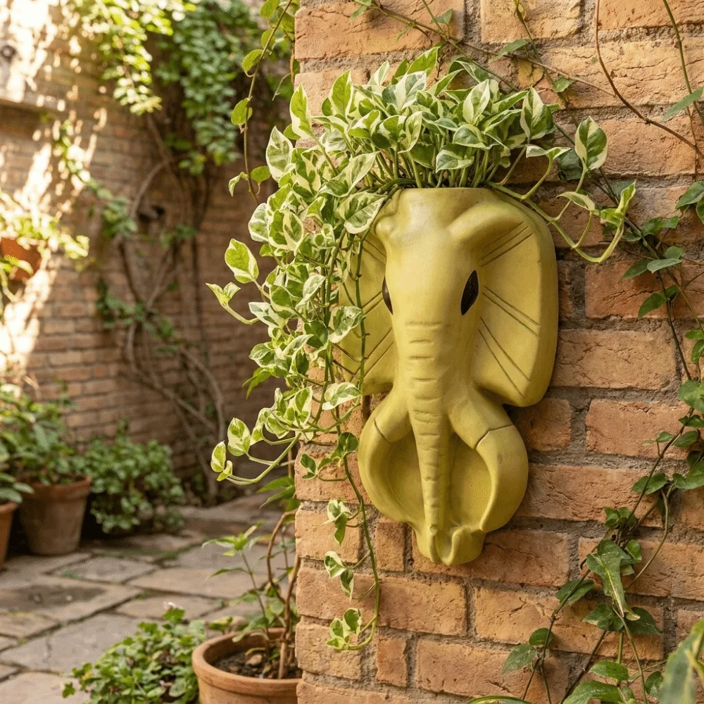 Cute 3D Animal Wall Mounted Flowerpot Elephant Head Unique Wall Hanging Decoration Abstract Design Hydroponic Vase Green Plant