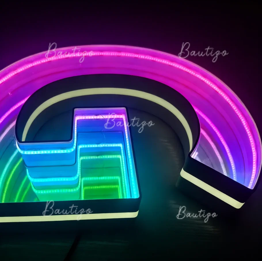 letreiro-personalizado-com-espelho-infinito-iluminado-arte-em-espelho-infinito-sinalizacao-personalizavel-decoracao-de-parede-logotipo-de-empresa-em-led-uso-externo-e-interno