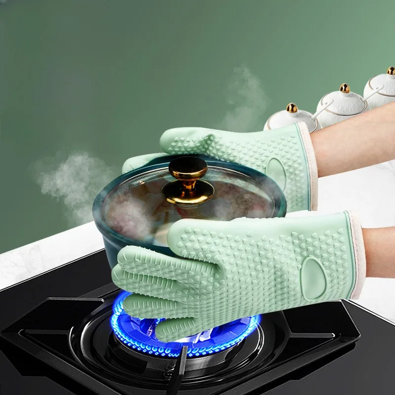 Heat-Resistant Oven Mitts with Non-Slip Grip and Thickened Silicone for Safe Baking and Microwave Use for Restaurants