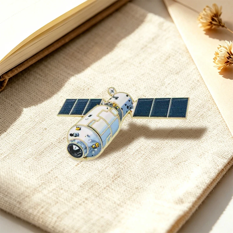 Rocket Space Station Pins 4-style Enamel Metal China Aerospace Pin On Bags Clothes Lapel Badge Fashion Accessories Gifts