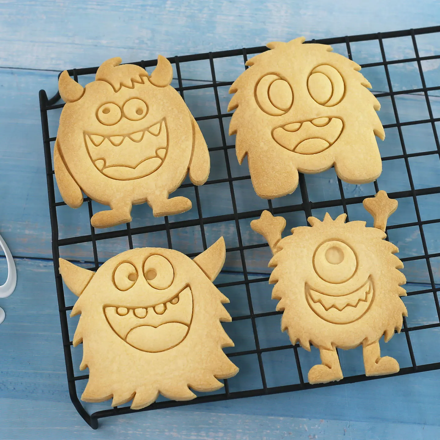 1 Pc/4 Pcs Large Monster Cookie Cutters 3D Cute Cartoon Character Shapes Cookie Molds for Kids Birthday Party, Halloween Decor