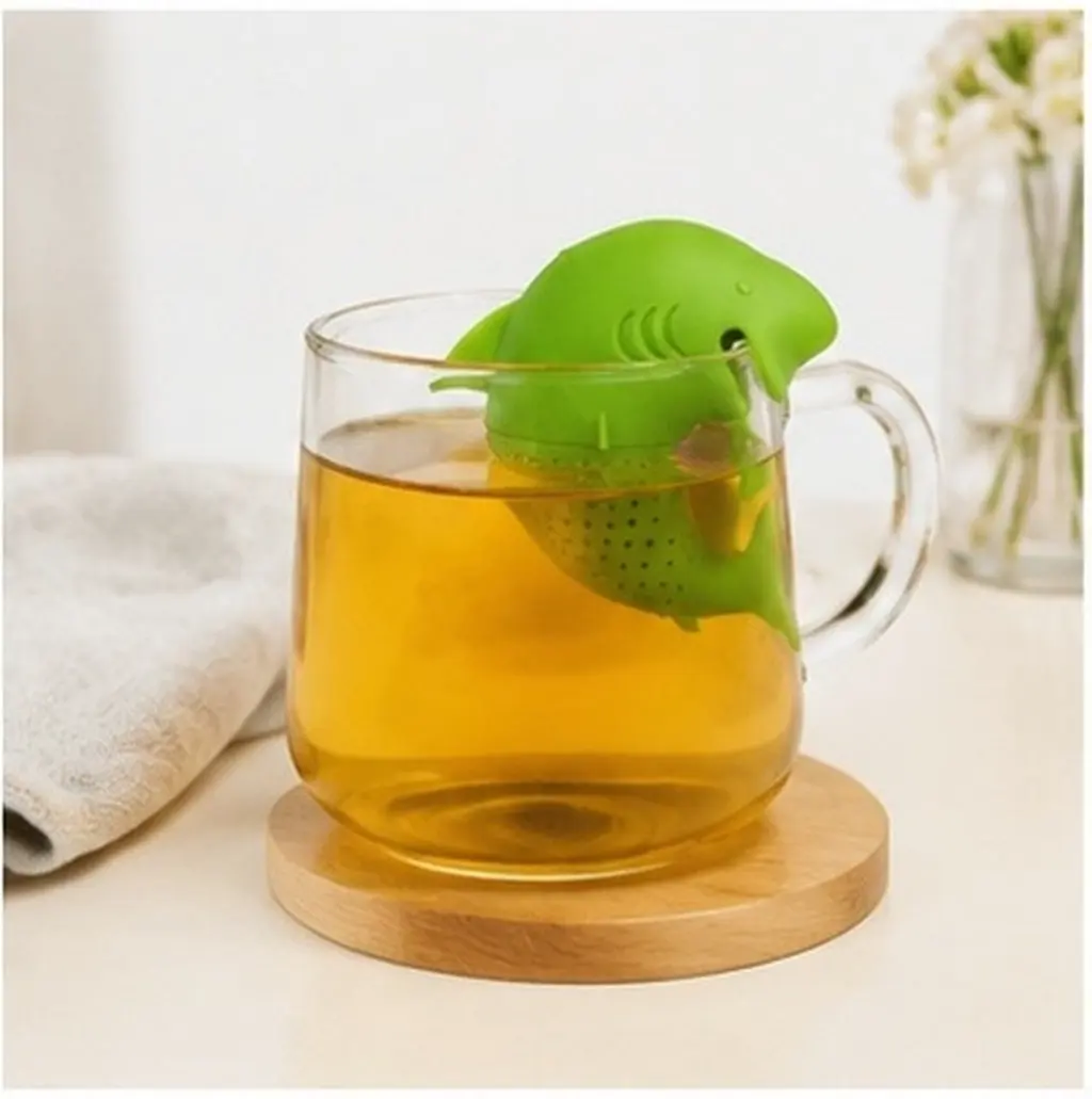 Shark Shape Silicone Tea Infuser Reusable Loose Leaf Strainer Filter for Hot Water Brewing Kitchen Gadgets Random Color