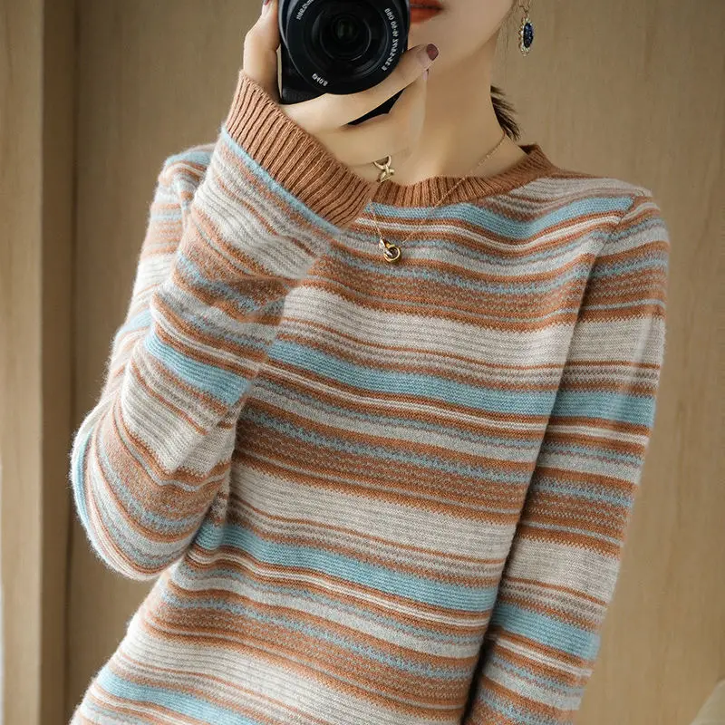 2024 New Fashion Autumn Women\'s Rainbow Knitted Shirt Women\'s Loose Long Sleeve Top Women\'s Striped Base Long Sleeve T-Shirt