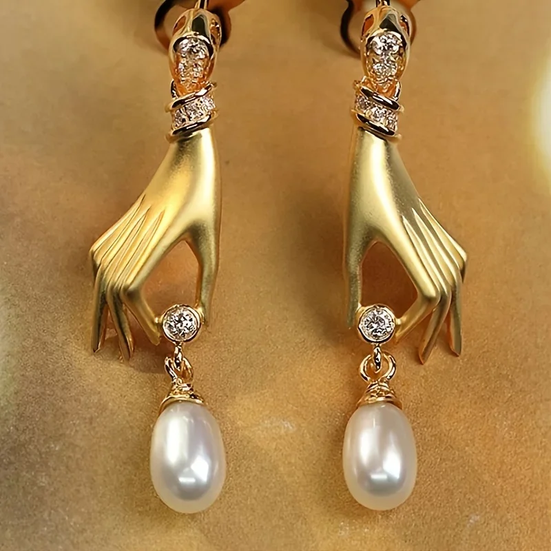 Personalized Creative Palm Imitation Pearl Pendant Earrings Ladies Niche Retro Trend Holiday Jewelry Accessories