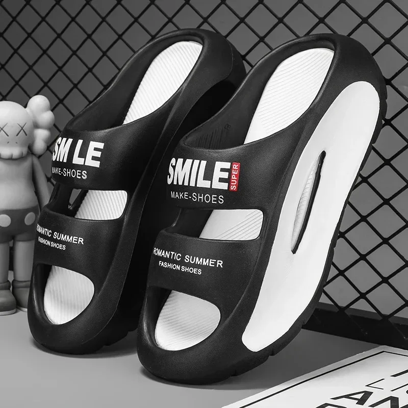Zomer 2024 Ontwerpbare herenschoenen Antislip Dikke zolen Outdoor Slippers Casual Afdrukken Nieuw Design Mannen Vrouwen slippers in de aanbieding