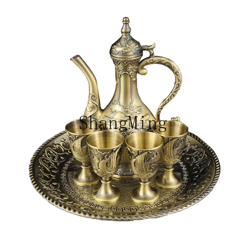

PYH smooth sailing retro metal wine jug set Baijiu cup one bite cup creative modeling household ornament wholesale
