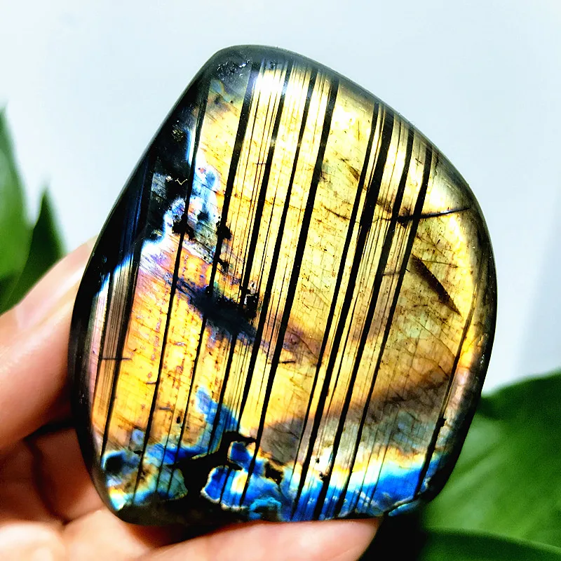 Natural Stone Finland Multicolored Light Labradorite Crystal Freeform Witchcraft Meditation Energy Feng Shui Crystal Room Decor